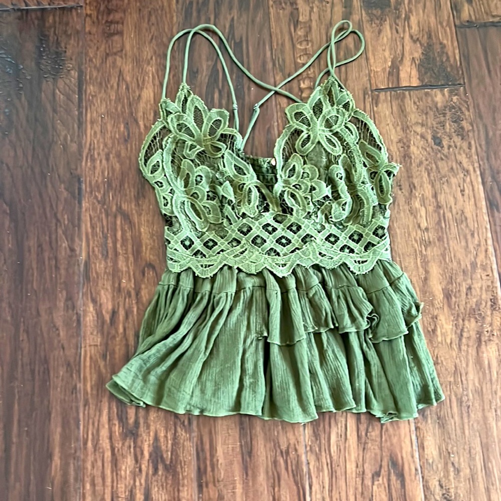 Nwot Free People army green lacey tank M